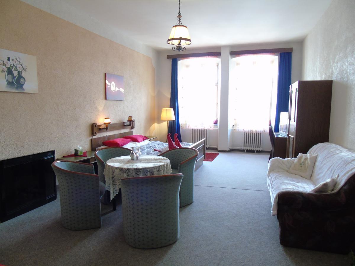 Gl Hotel Trutnov Ngoại thất bức ảnh