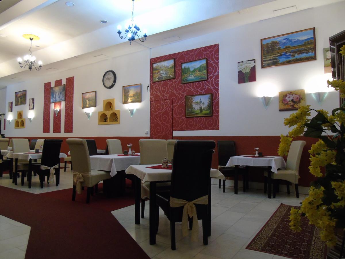 Gl Hotel Trutnov Ngoại thất bức ảnh