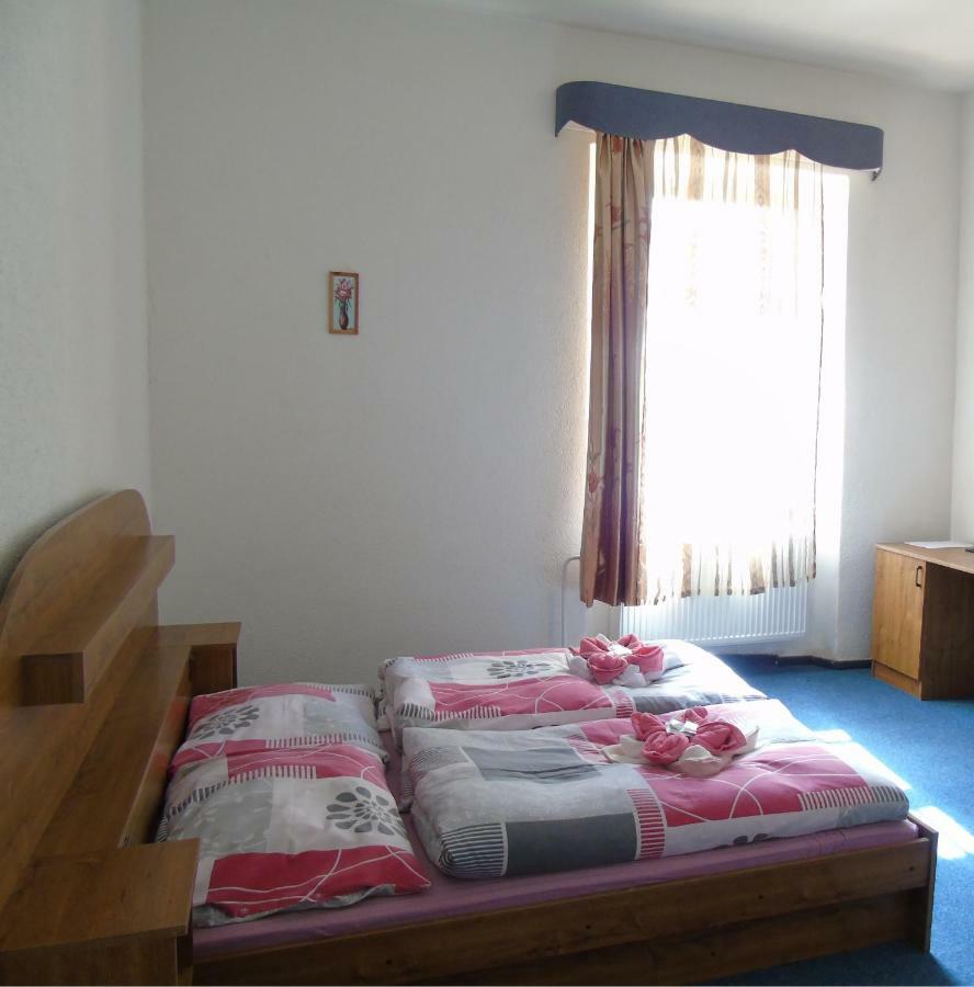 Gl Hotel Trutnov Ngoại thất bức ảnh